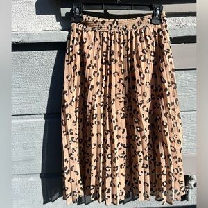 a new day Blush Pink Leopard Print Pleated Maxi Skirt